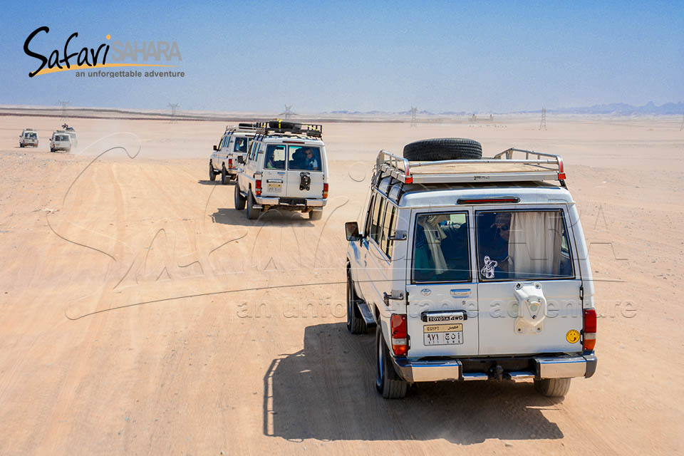 Super mega tour in jeep e quad nel deserto di Hurghada