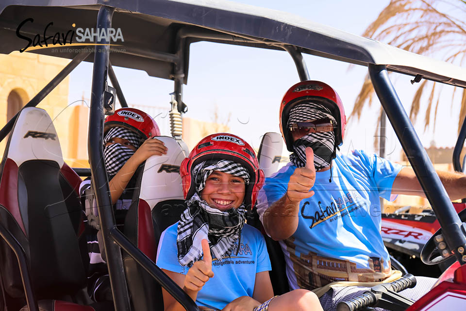 Gita mattutina in dune buggy Polaris RZR a Sharm