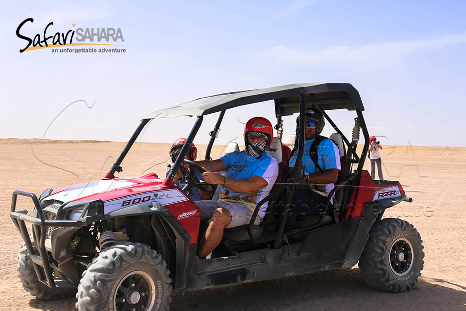 Gita mattutina in dune buggy Polaris RZR a Sharm